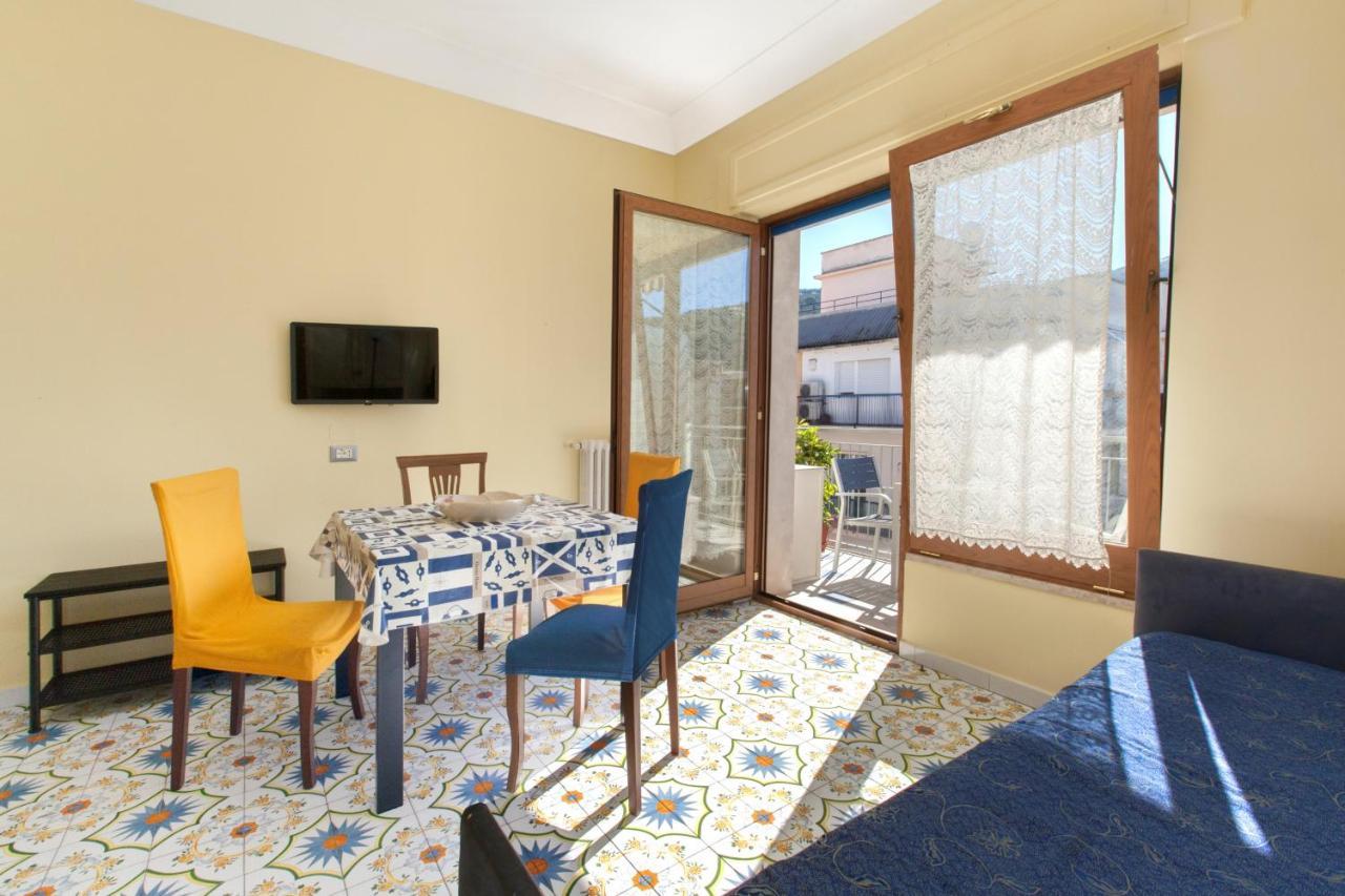 Clio Sorrento Apartment מראה חיצוני תמונה