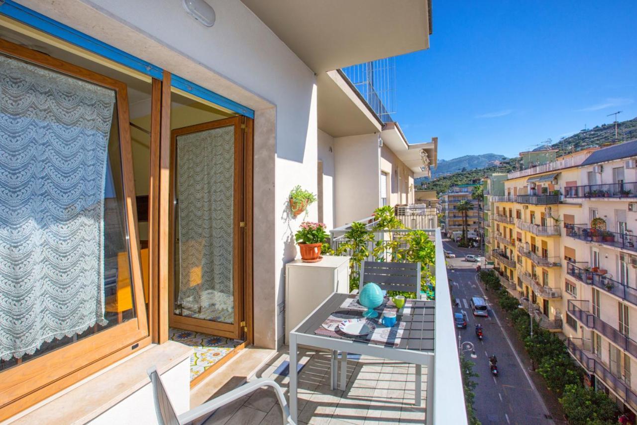 Clio Sorrento Apartment מראה חיצוני תמונה